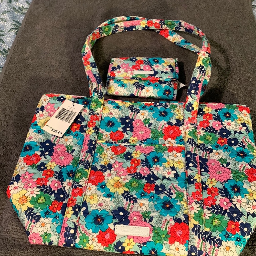 Far out floral tote with matching wallet